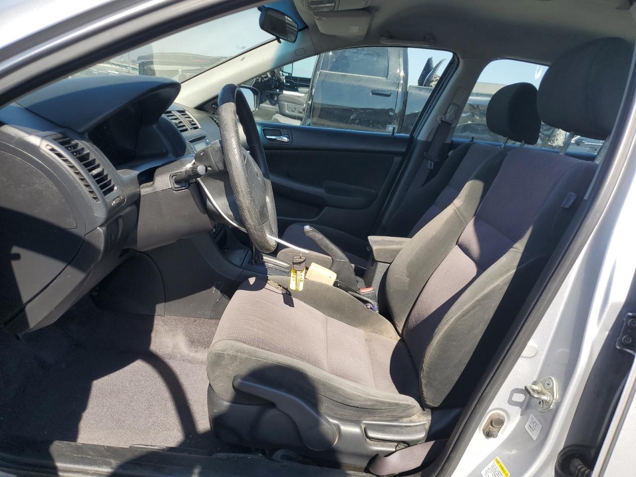 2005 Honda Accord Dx VIN: 1HGCM56125A080113 Lot: 82360275