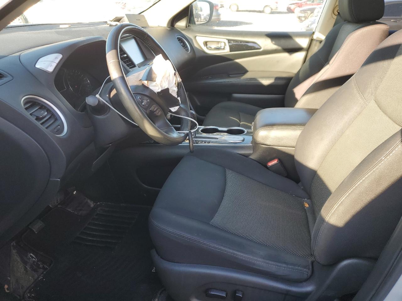 2018 Nissan Pathfinder S VIN: 5N1DR2MN9JC615957 Lot: 85247235