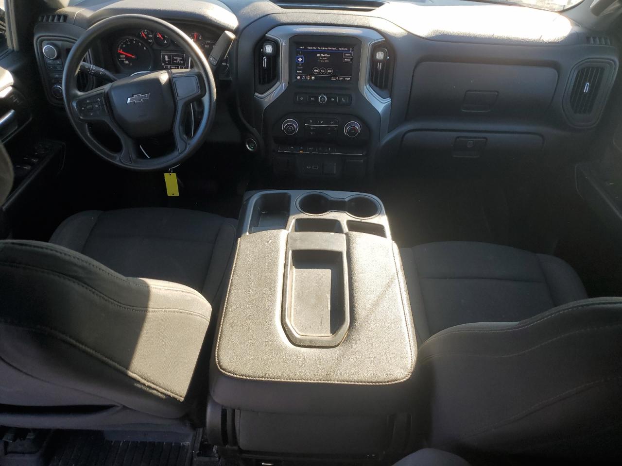 2022 Chevrolet Silverado K1500 Custom VIN: 1GCPDBEK7NZ526198 Lot: 81695375