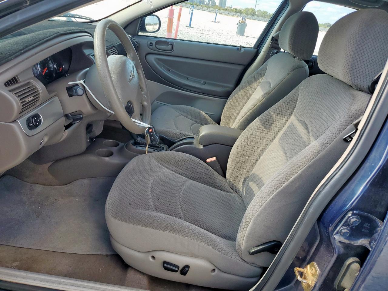 2005 Chrysler Sebring Touring VIN: 1C3EL56R45N603032 Lot: 86235095