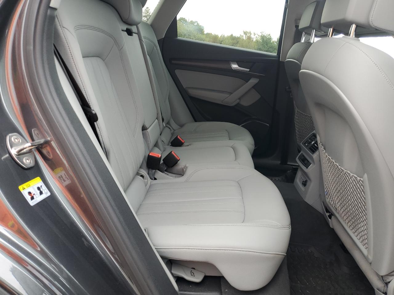 2022 Audi Q5 Premium 45 VIN: WA1GAAFY7N2087979 Lot: 86898795