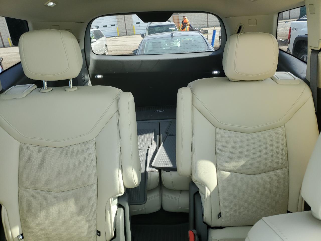 2024 Cadillac Xt6 Premium Luxury VIN: 1GYKPDRS6RZ724035 Lot: 82610925