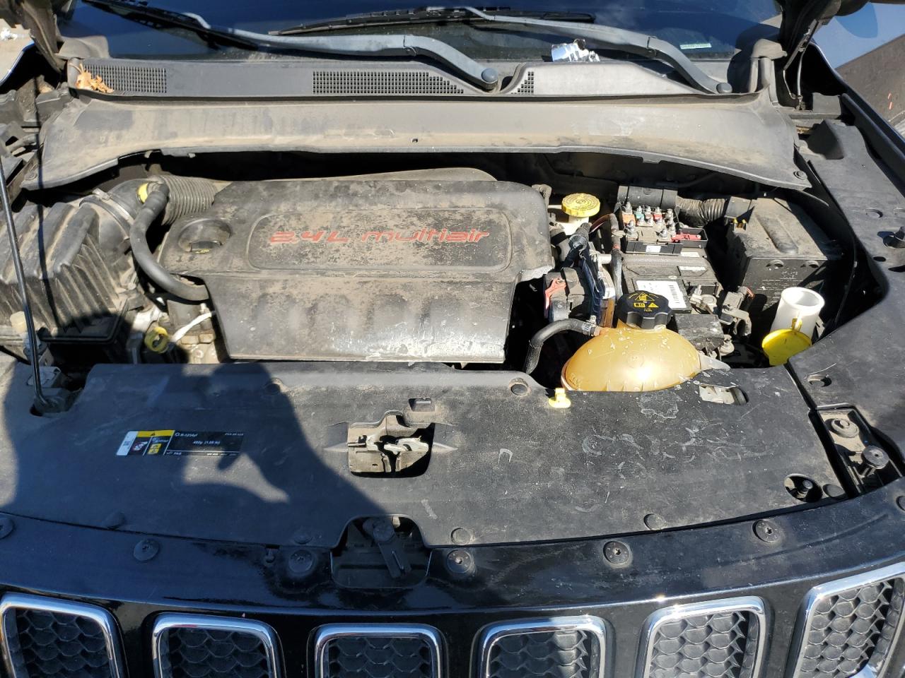 2018 Jeep Compass Latitude VIN: 3C4NJDBB1JT345227 Lot: 85742205