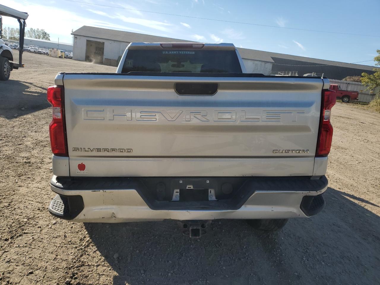 2019 Chevrolet Silverado K1500 Custom VIN: 1GCRYBEH9KZ327814 Lot: 82382315