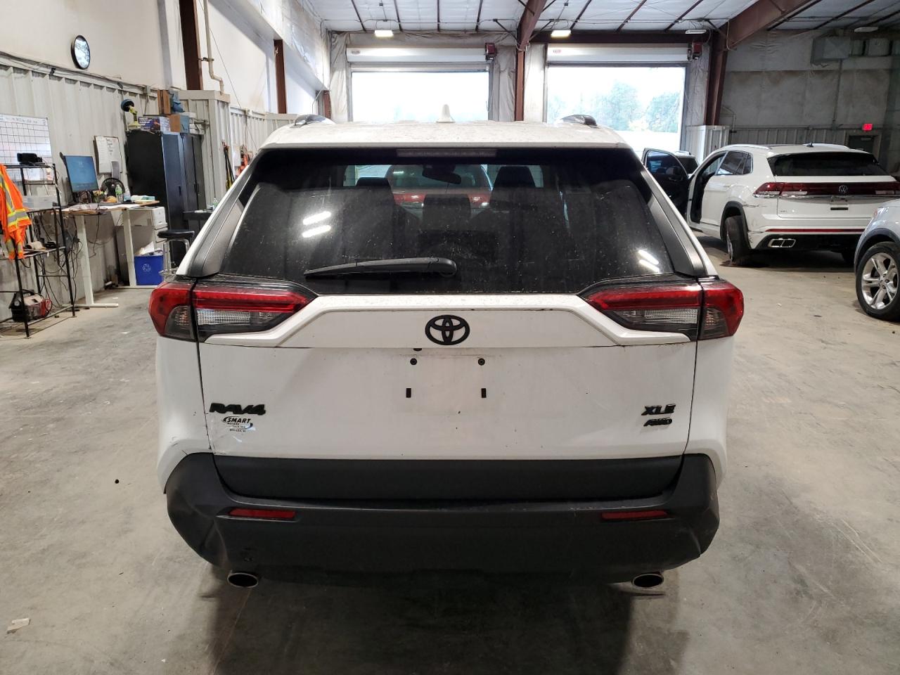 2019 Toyota Rav4 Xle VIN: 2T3P1RFV6KW080731 Lot: 85310425