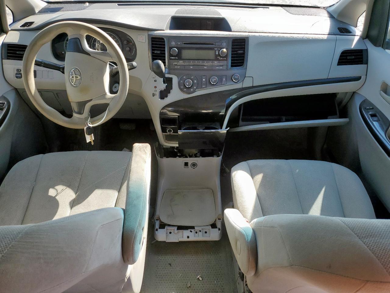 2013 Toyota Sienna VIN: 5TDZK3DC4DS296263 Lot: 85862055