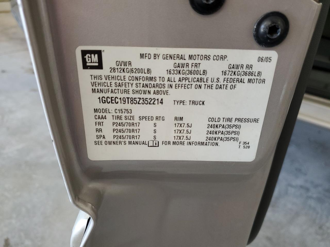 2005 Chevrolet Silverado C1500 VIN: 1GCEC19T85Z352214 Lot: 84829155