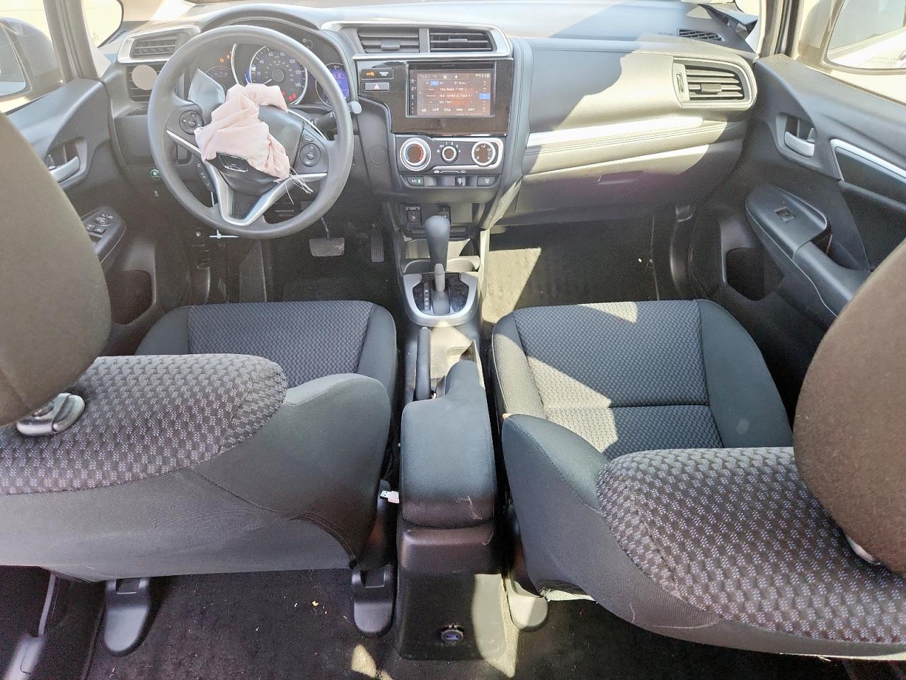 2019 Honda Fit Lx VIN: 3HGGK5H49KM728866 Lot: 82295695