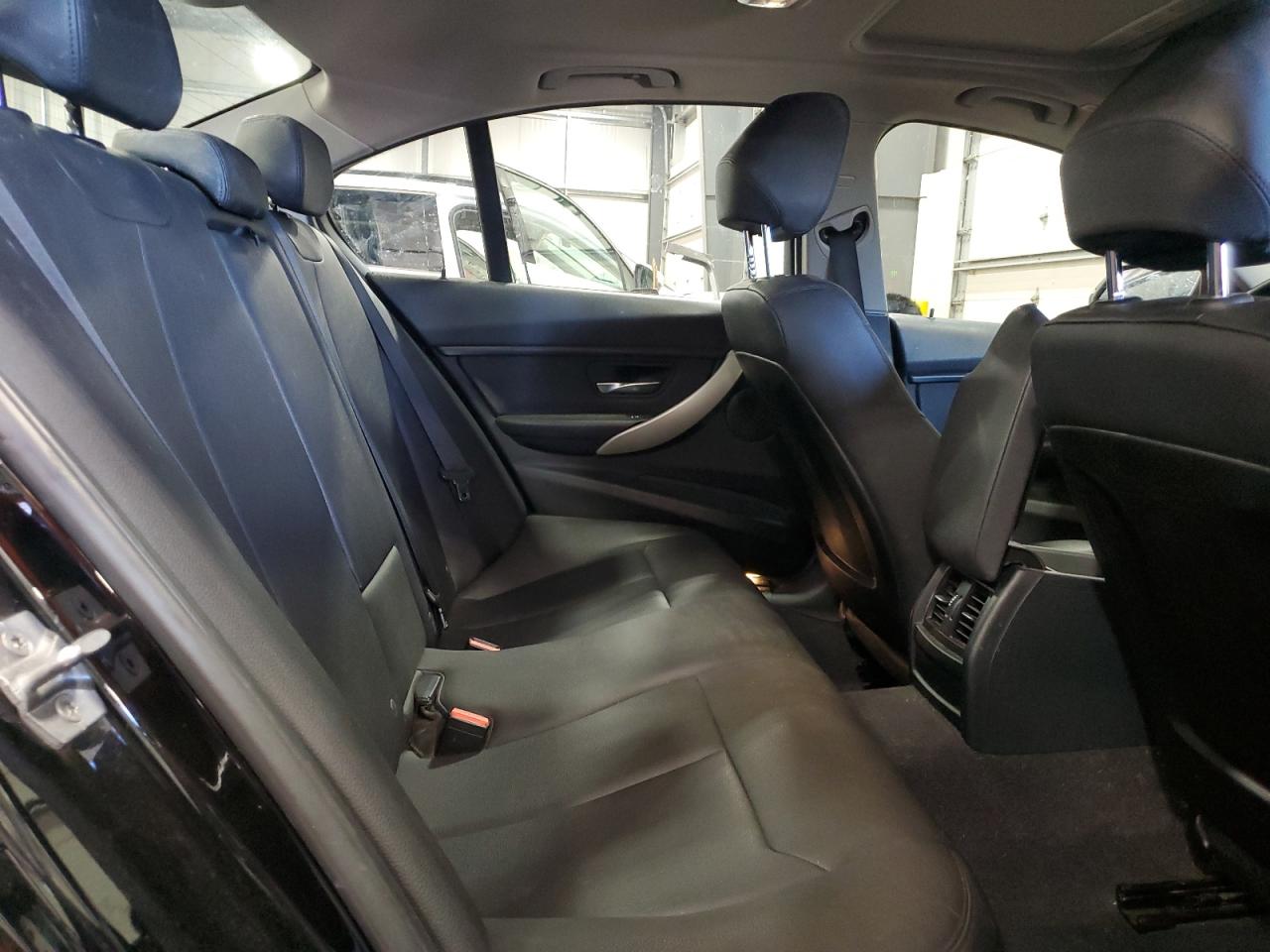 2017 BMW 320 Xi VIN: WBA8E5G59HNU22833 Lot: 86117045