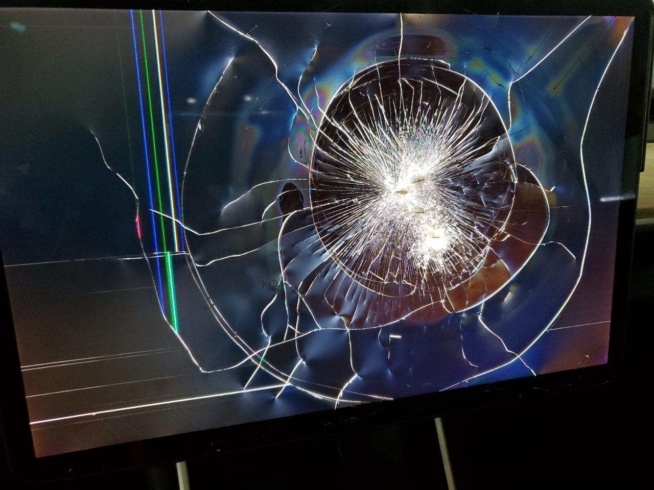 2018 Tesla Model 3 VIN: 5YJ3E1EB0JF093992 Lot: 87238215