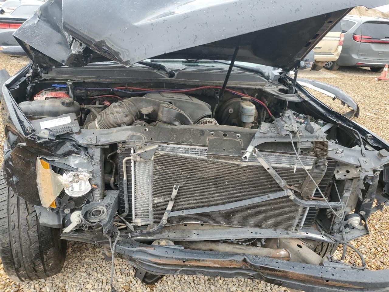 2008 Chevrolet Tahoe C1500 VIN: 1GNFC13J88R164445 Lot: 89740855