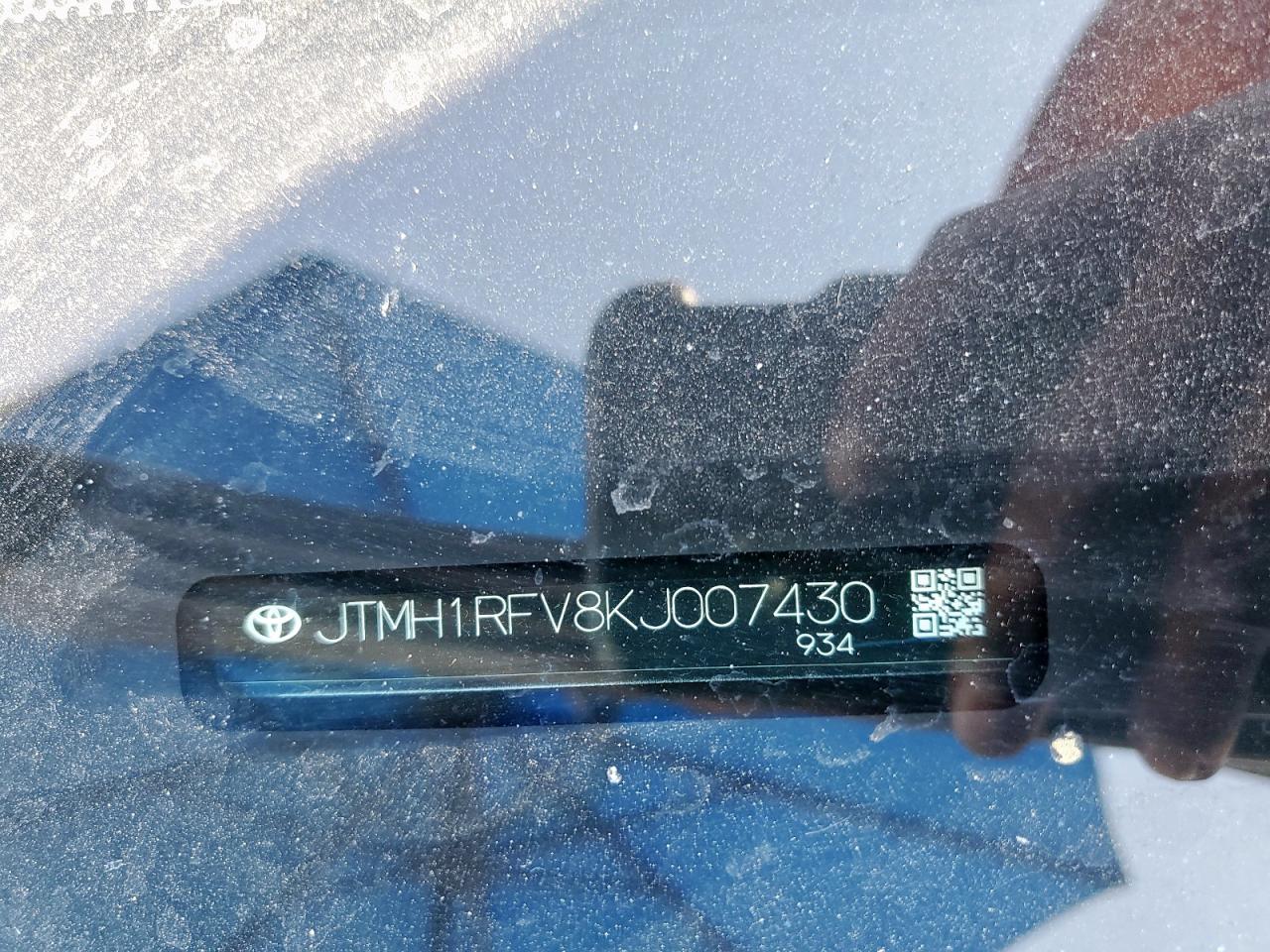 2019 Toyota Rav4 Le VIN: JTMH1RFV8KJ007430 Lot: 85542555