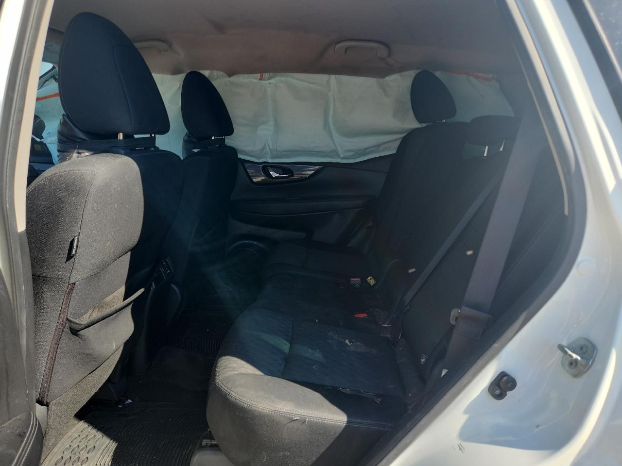 2017 Nissan Rogue S VIN: KNMAT2MT0HP524442 Lot: 82432465