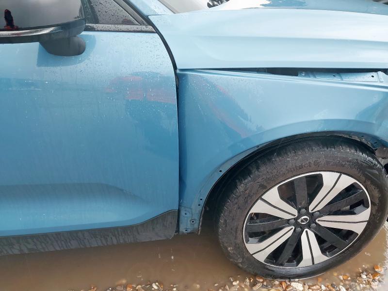 2022 VOLVO C40 170KW RECHARGE CORE 69KWH 5DR AUTO