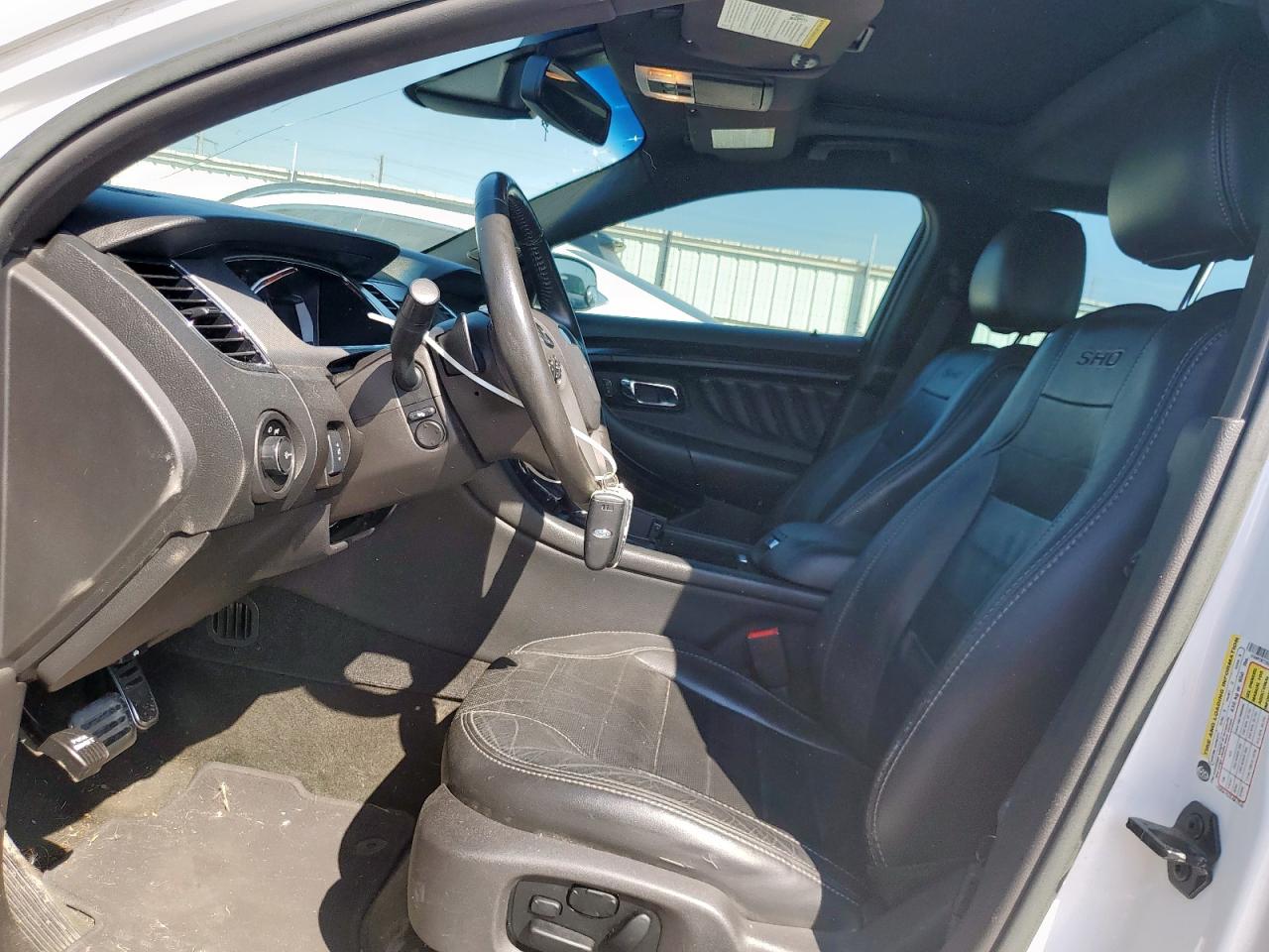 2014 Ford Taurus Sho VIN: 1FAHP2KT2EG108836 Lot: 82294665