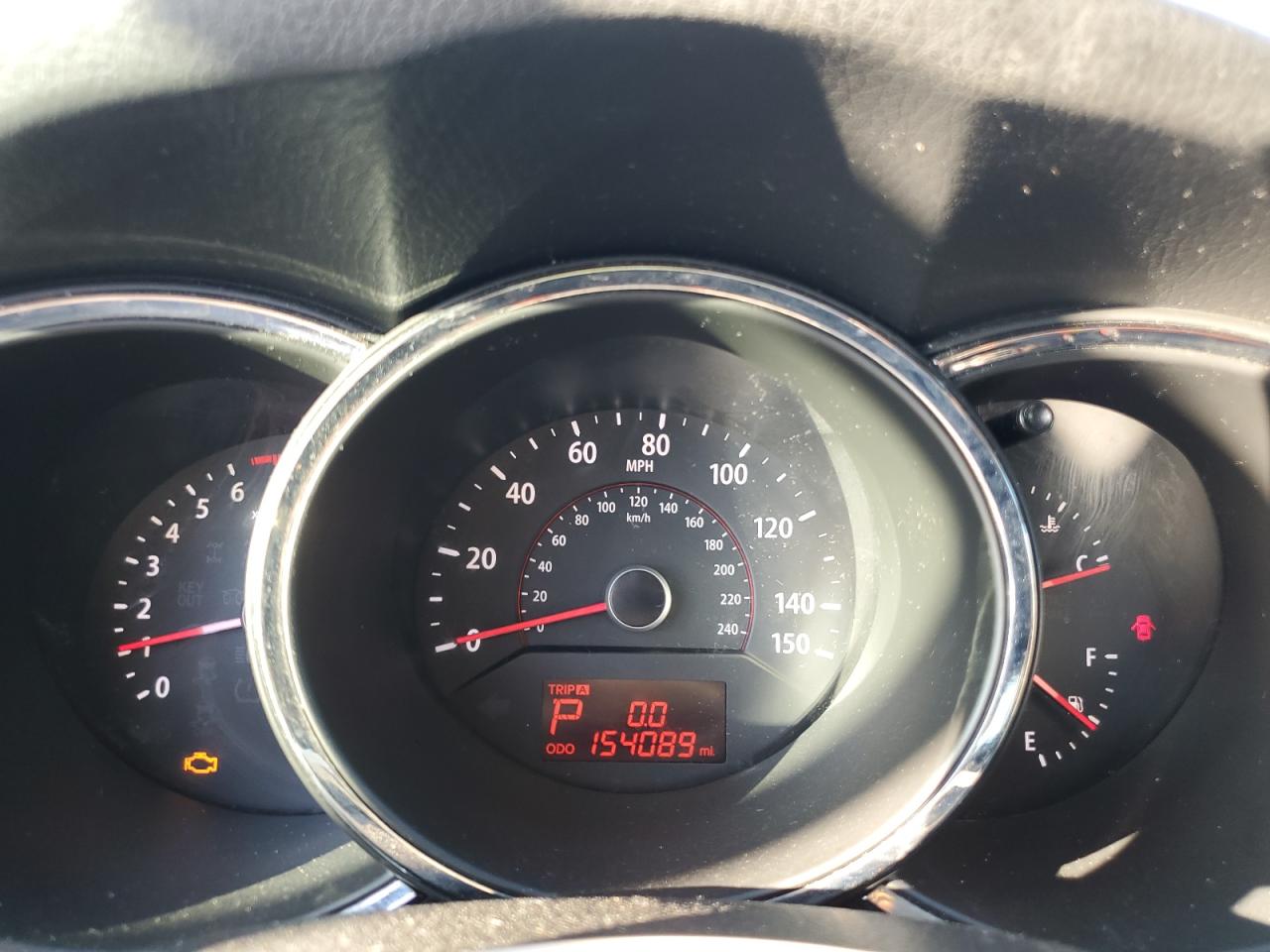 2012 Kia Sorento Base VIN: 5XYKT3A12CG195767 Lot: 81789205