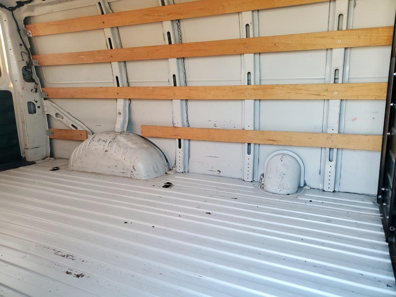 2020 Chevrolet Express G2500 VIN: 1GCWGAFG6L1265097 Lot: 82433085