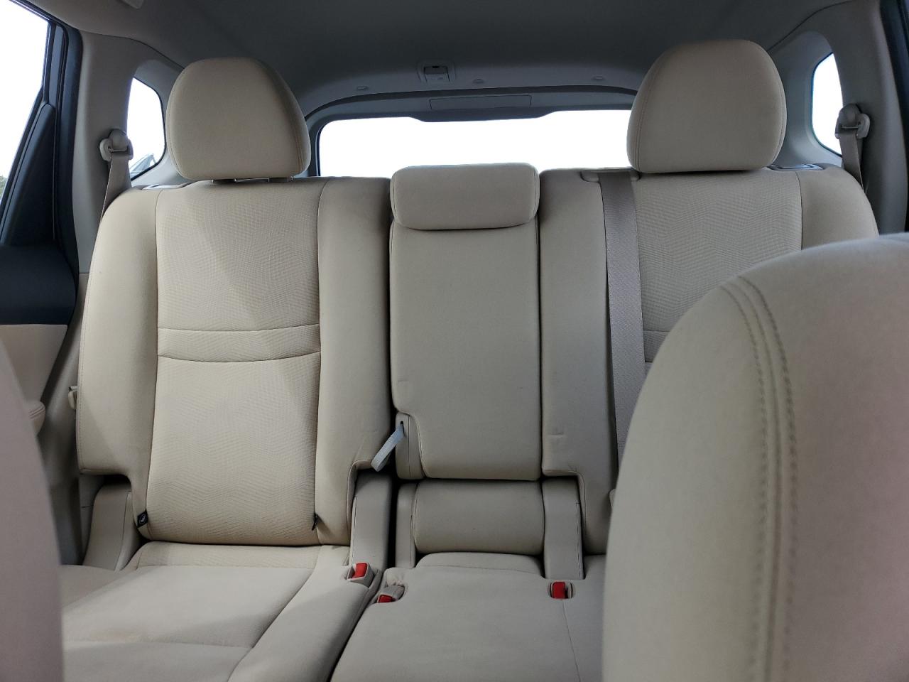 2016 Nissan Rogue S VIN: KNMAT2MT9GP612145 Lot: 85830015