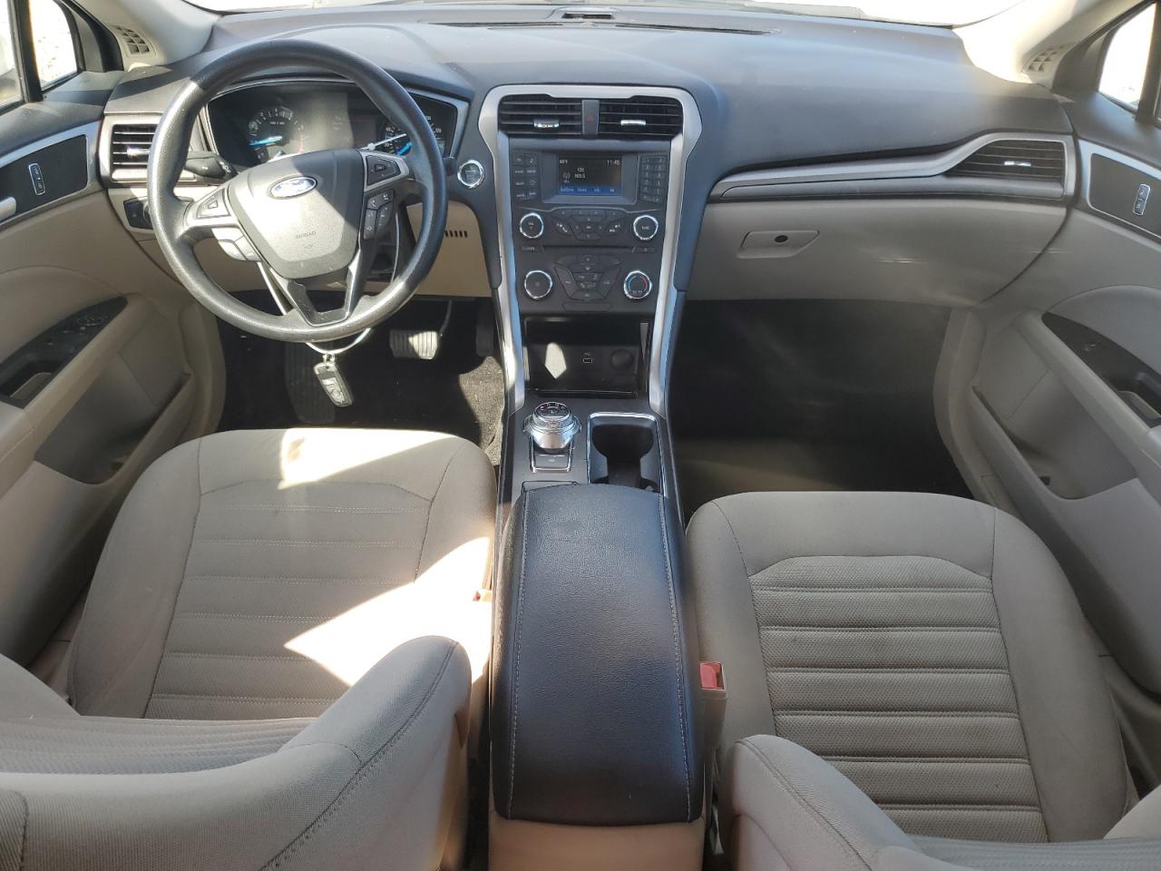 2018 Ford Fusion Se VIN: 3FA6P0H70JR194589 Lot: 82743405