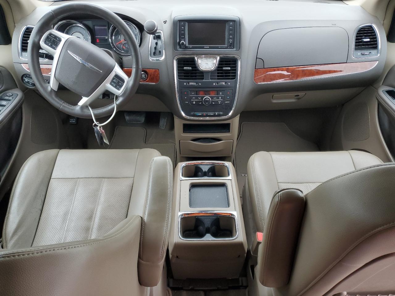 2015 Chrysler Town & Country Touring L VIN: 2C4RC1CG1FR584064 Lot: 86306525