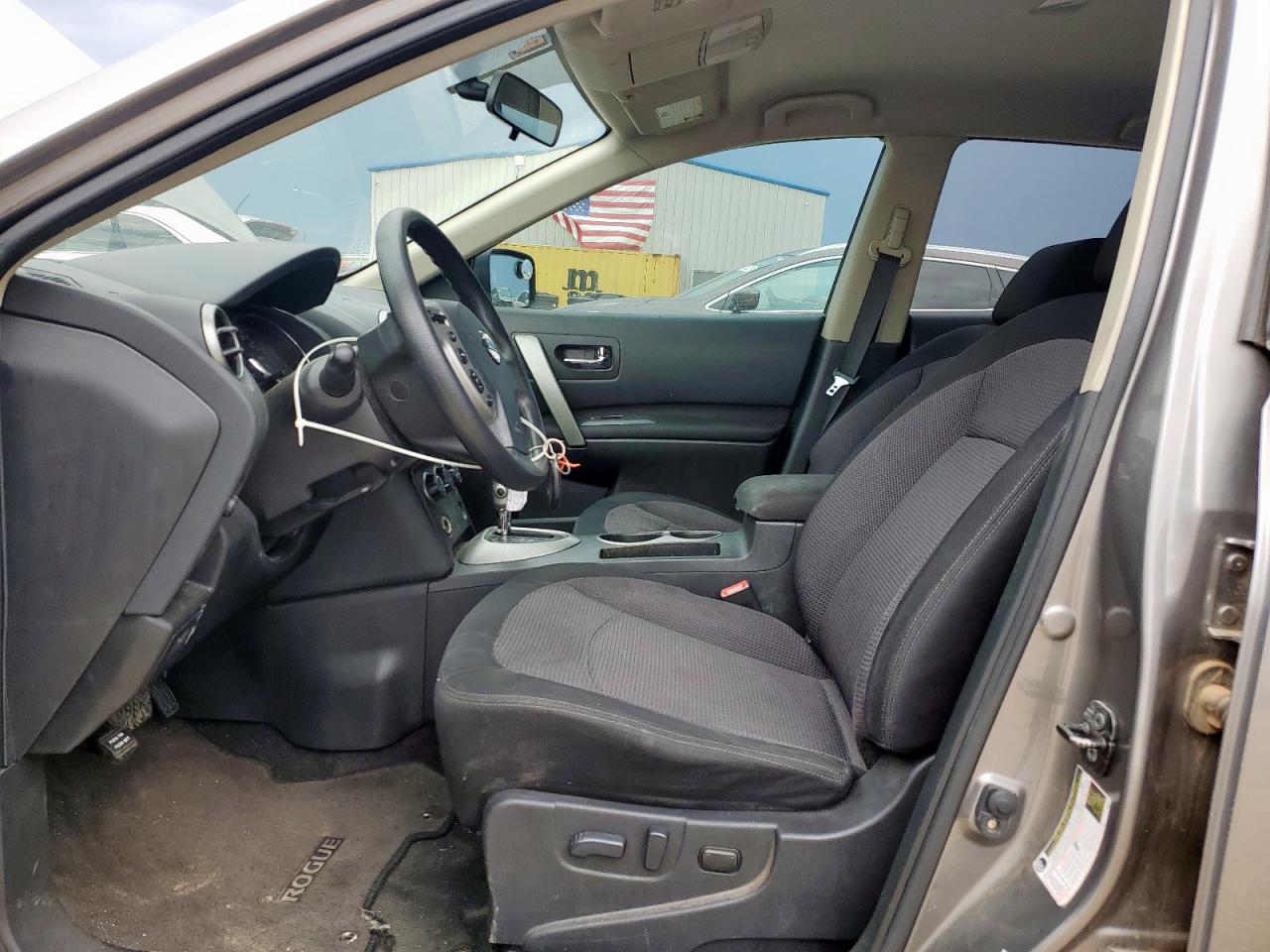 2011 Nissan Rogue S VIN: JN8AS5MT8BW568209 Lot: 82453095