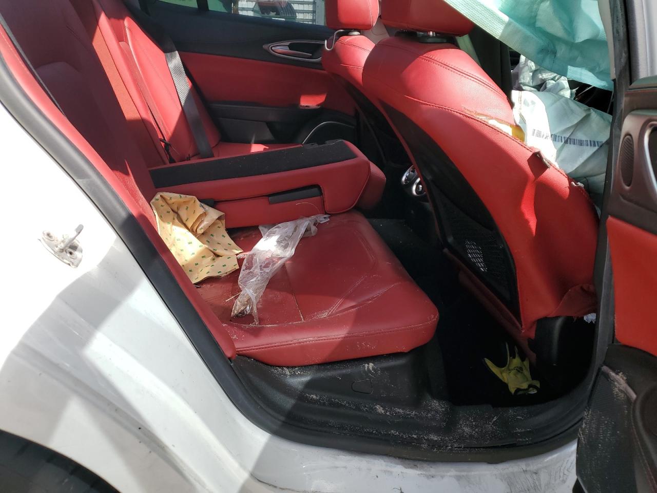 2018 Alfa Romeo Giulia Ti VIN: ZARFAECN3J7581262 Lot: 82652965