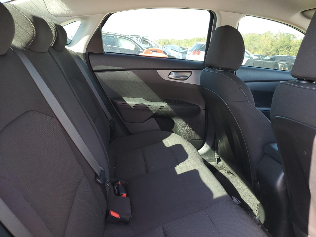 2021 Kia Forte Fe VIN: 3KPF24AD6ME385428 Lot: 90924375