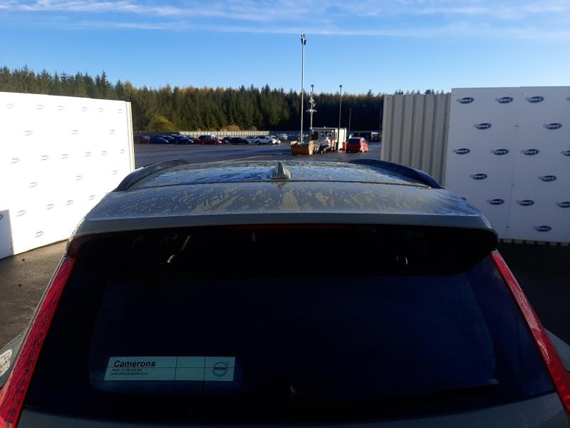 2024 VOLVO XC40 2.0 B4P PLUS DARK 5DR AUTO