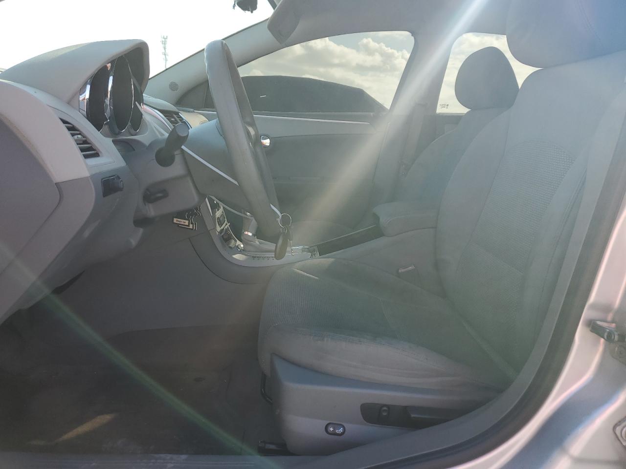 2010 Chevrolet Malibu Ls VIN: 1G1ZB5EB4AF141024 Lot: 84637275