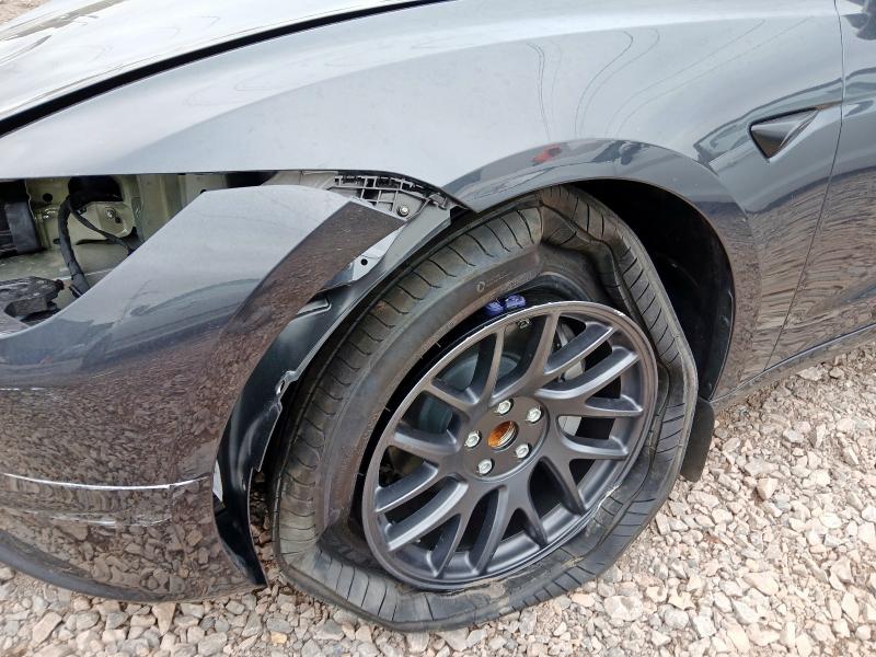 2025 TESLA MODEL 3 RWD 4DR AUTO