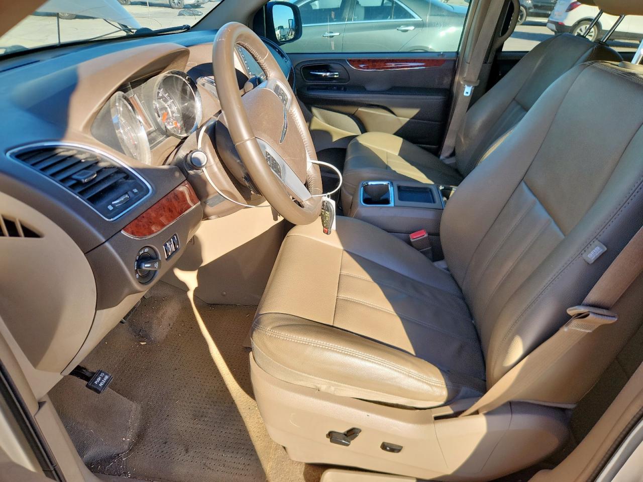 2014 Chrysler Town & Country Touring VIN: 2C4RC1BG6ER165109 Lot: 90734565