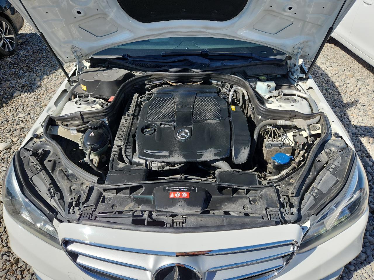 2014 Mercedes-Benz E 350 VIN: WDDHF5KB0EA925379 Lot: 84906375