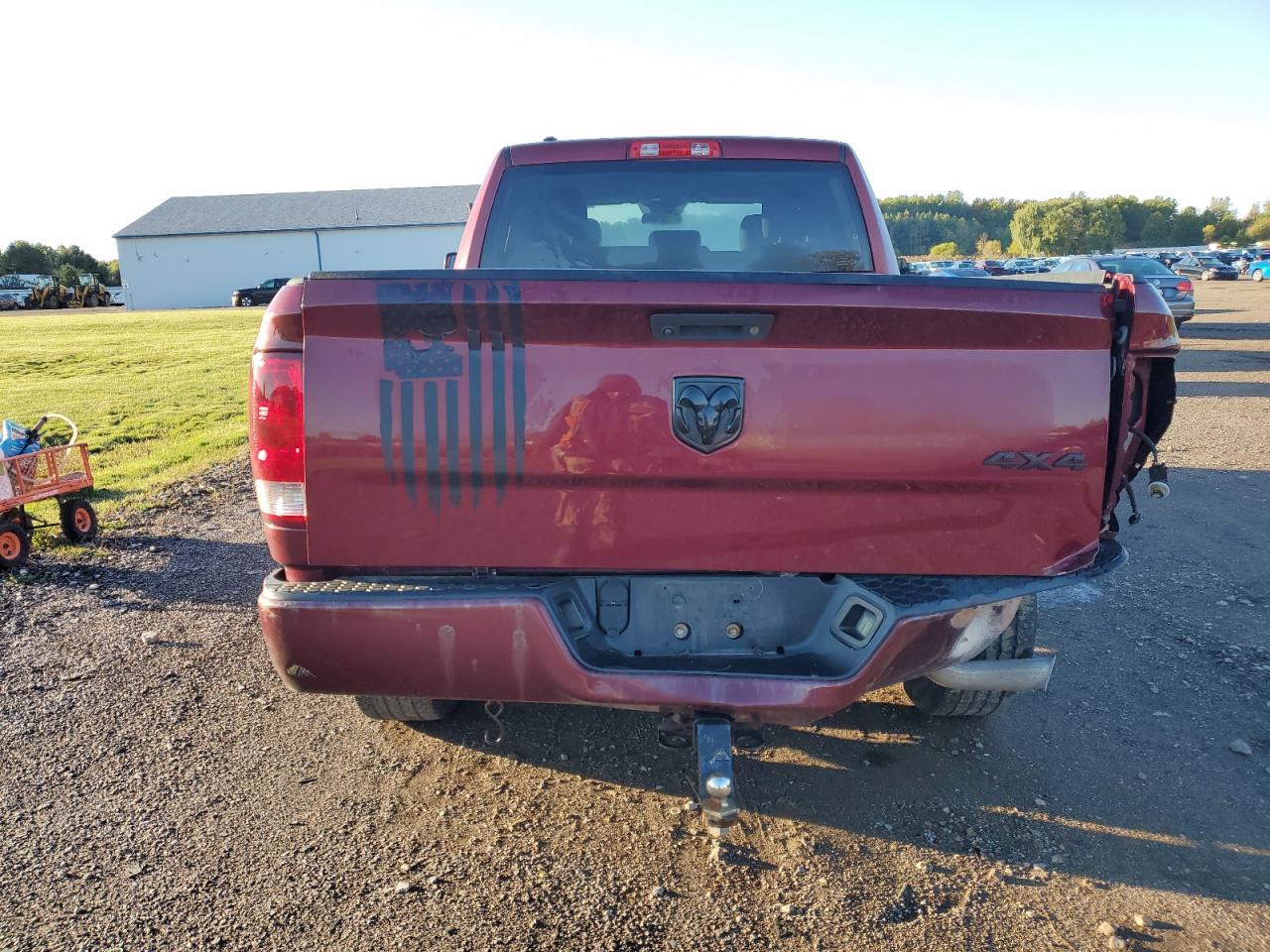 2018 Ram 1500 St VIN: 1C6RR7FG6JS235171 Lot: 85833445