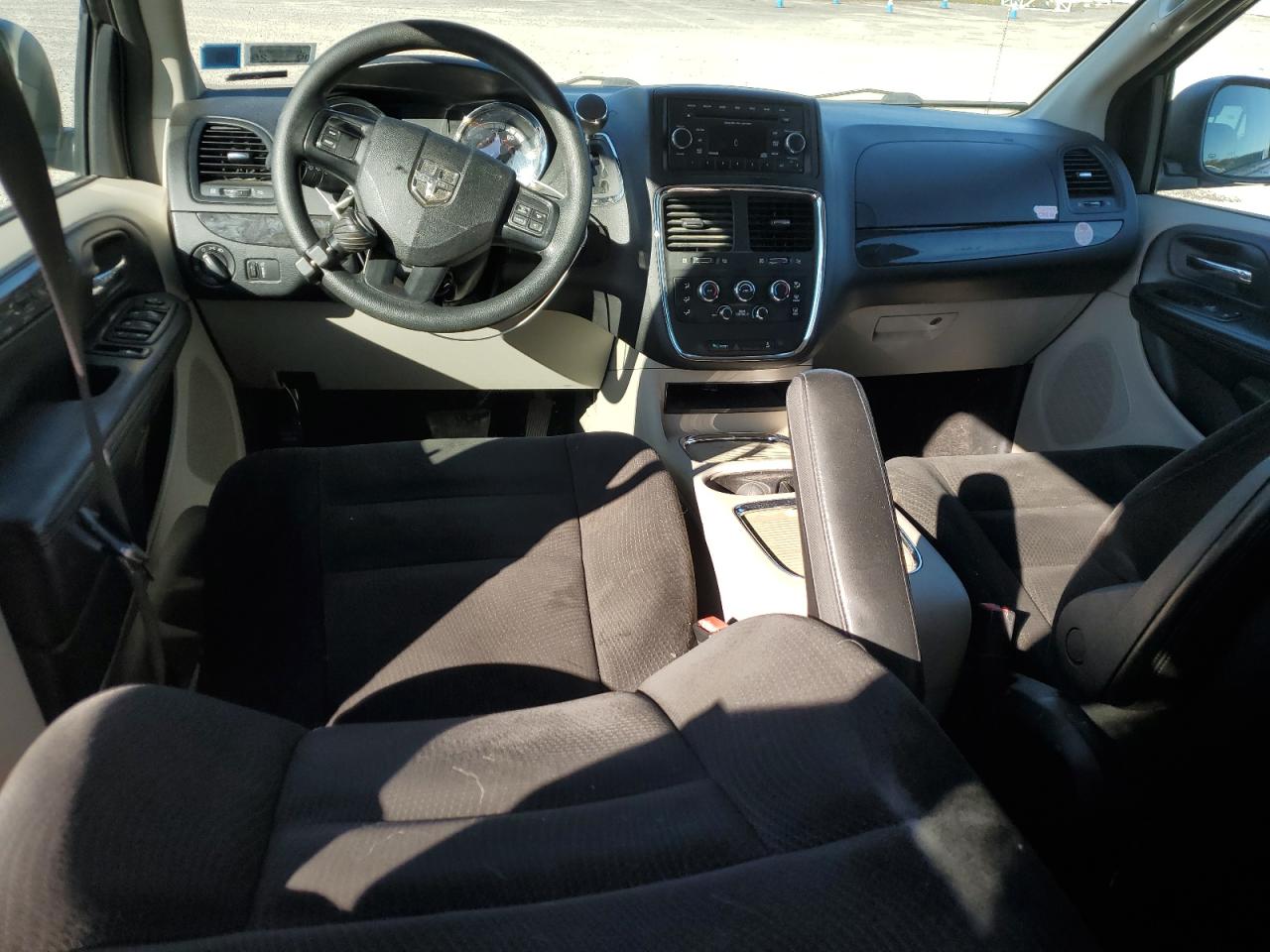 2016 Dodge Grand Caravan Sxt VIN: 2C4RDGCG2GR319090 Lot: 84881415