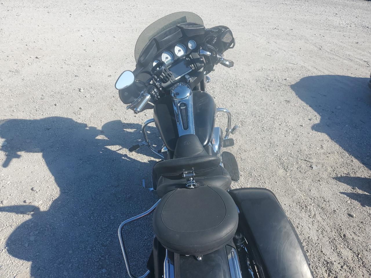 2017 Harley-Davidson Flhxs Street Glide Special VIN: 1HD1KRC17HB668187 Lot: 85721185