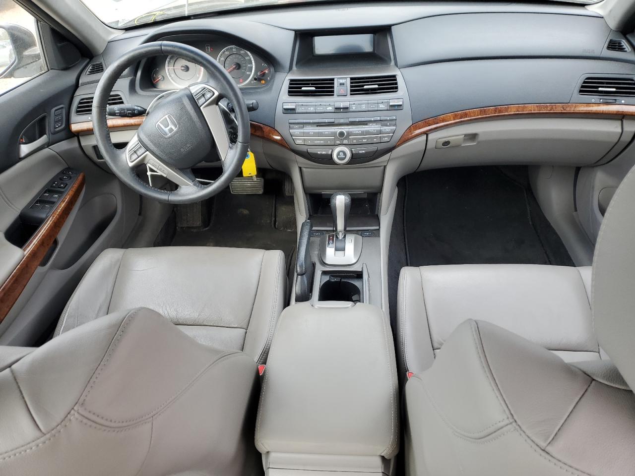 2011 Honda Accord Exl VIN: 1HGCP3F81BA018061 Lot: 86137695