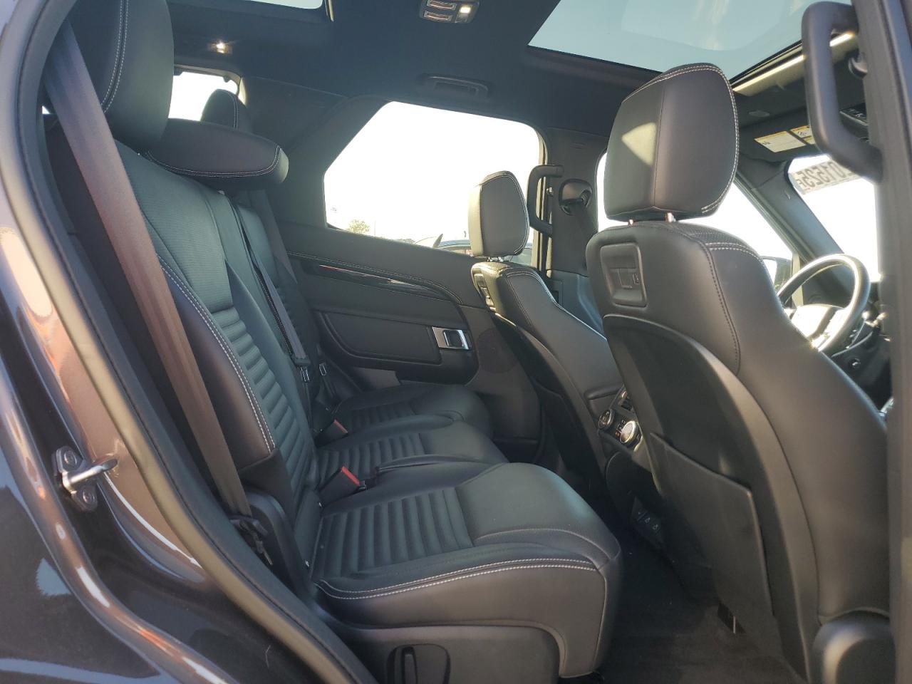 2021 Land Rover Discovery S R-Dynamic VIN: SALRT2RX2M2449936 Lot: 87201525