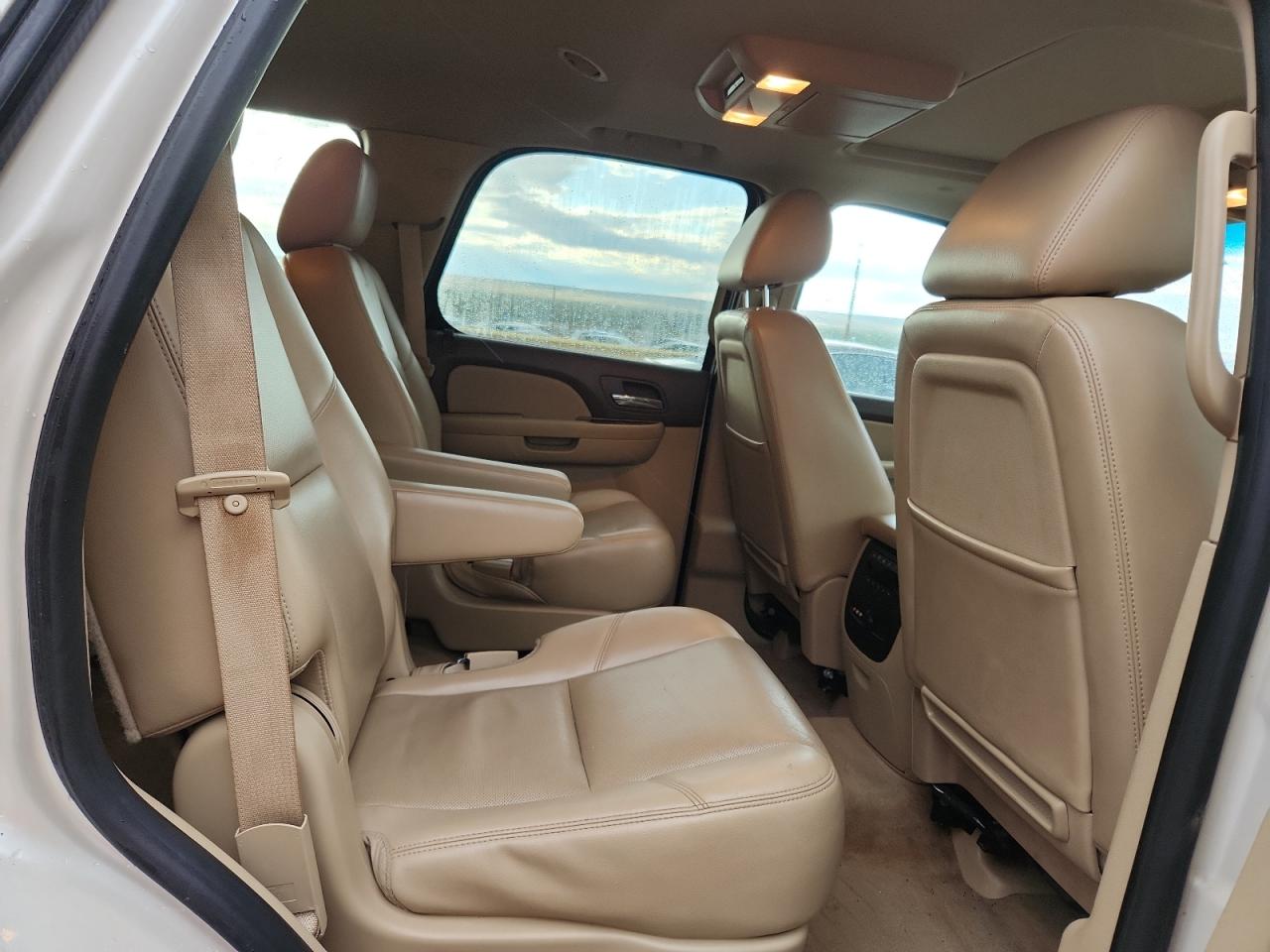 2011 Chevrolet Tahoe C1500 Ltz VIN: 1GNSCCE06BR375925 Lot: 85565375