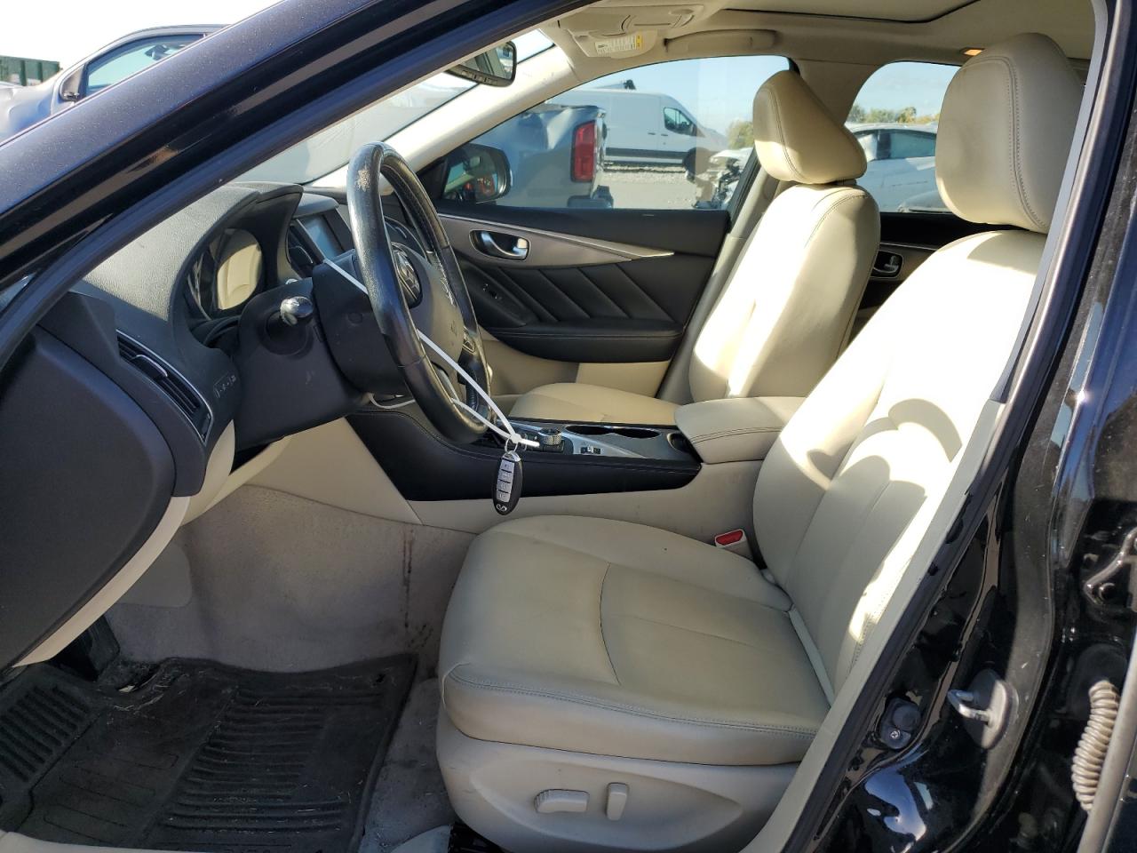 2015 Infiniti Q50 Base VIN: JN1BV7AR9FM398975 Lot: 82578585
