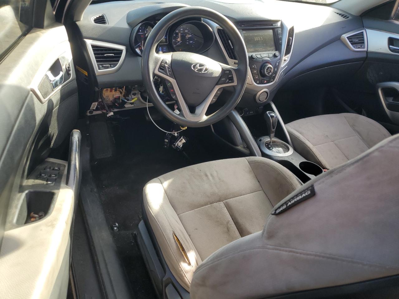 2013 Hyundai Veloster VIN: KMHTC6AD8DU147119 Lot: 82261415