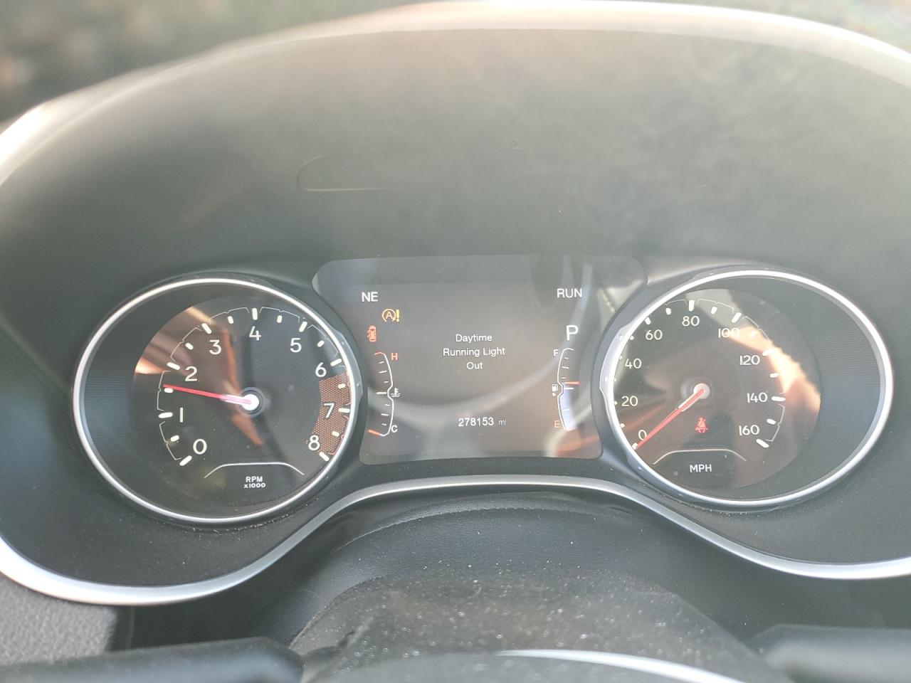 2018 Jeep Compass Limited VIN: 3C4NJDCB7JT135651 Lot: 89847275