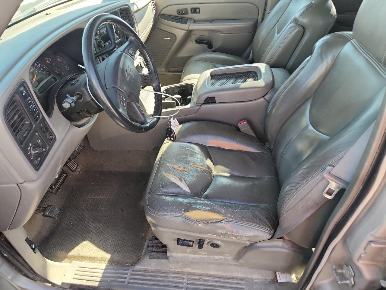 2005 Chevrolet Silverado K2500 Heavy Duty VIN: 1GCHK23245F853415 Lot: 82228315