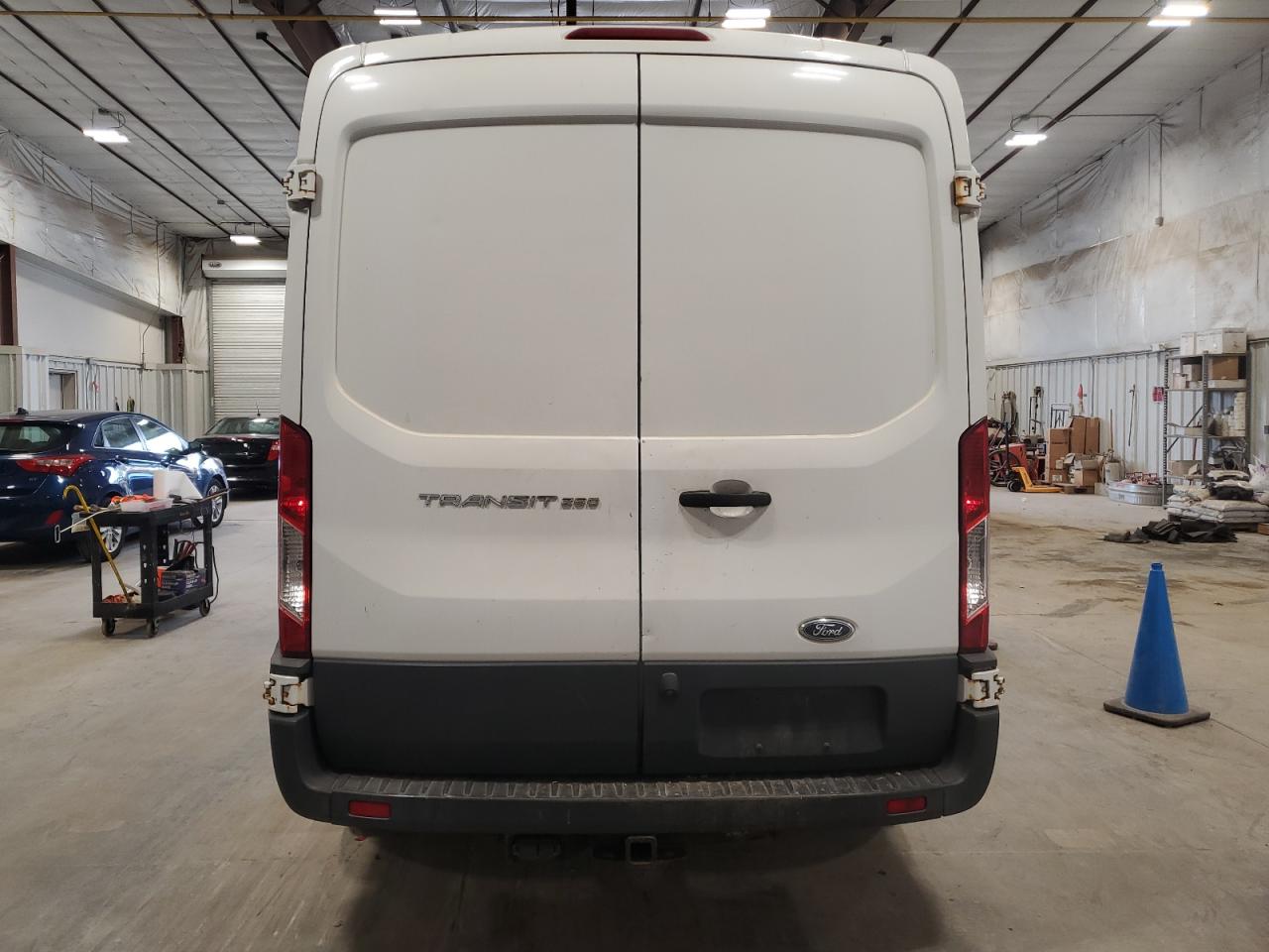 2017 Ford Transit Delivery Van VIN: 1FTYR1CM2HKA10008 Lot: 82662235