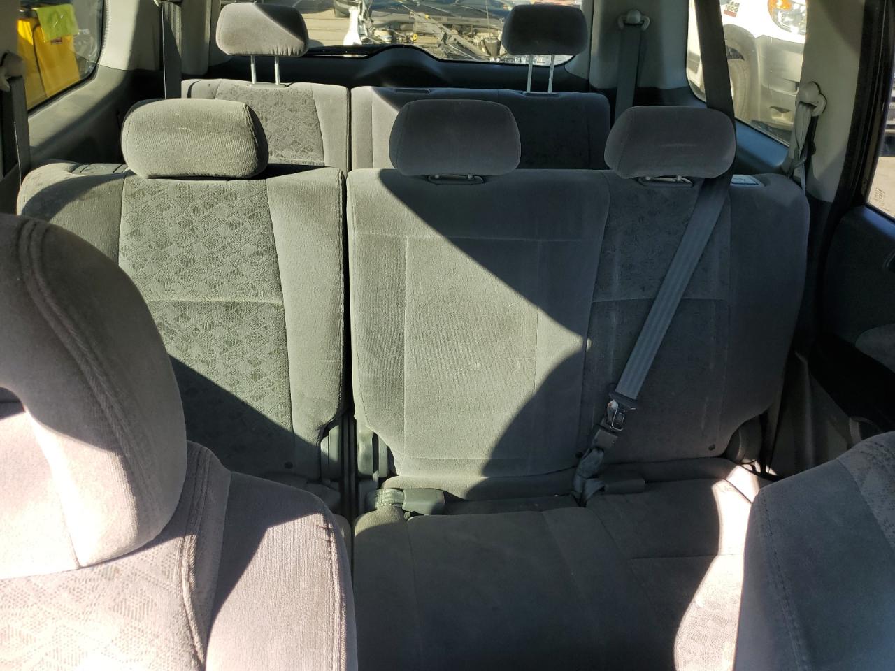 2005 Honda Pilot Lx VIN: 2HKYF18155H567075 Lot: 89555435