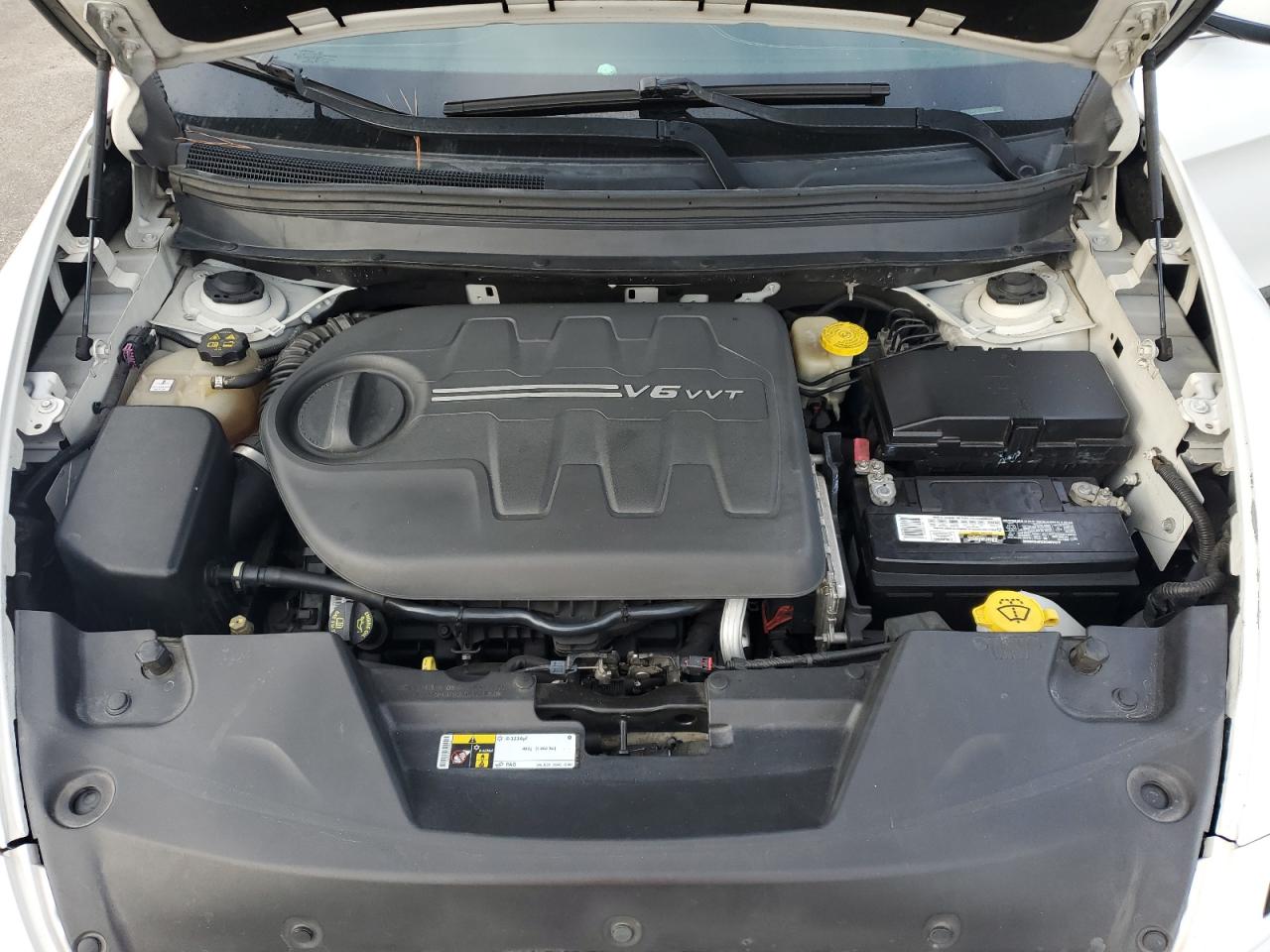 2014 Jeep Cherokee Limited VIN: 1C4PJLDS5EW258706 Lot: 82340325