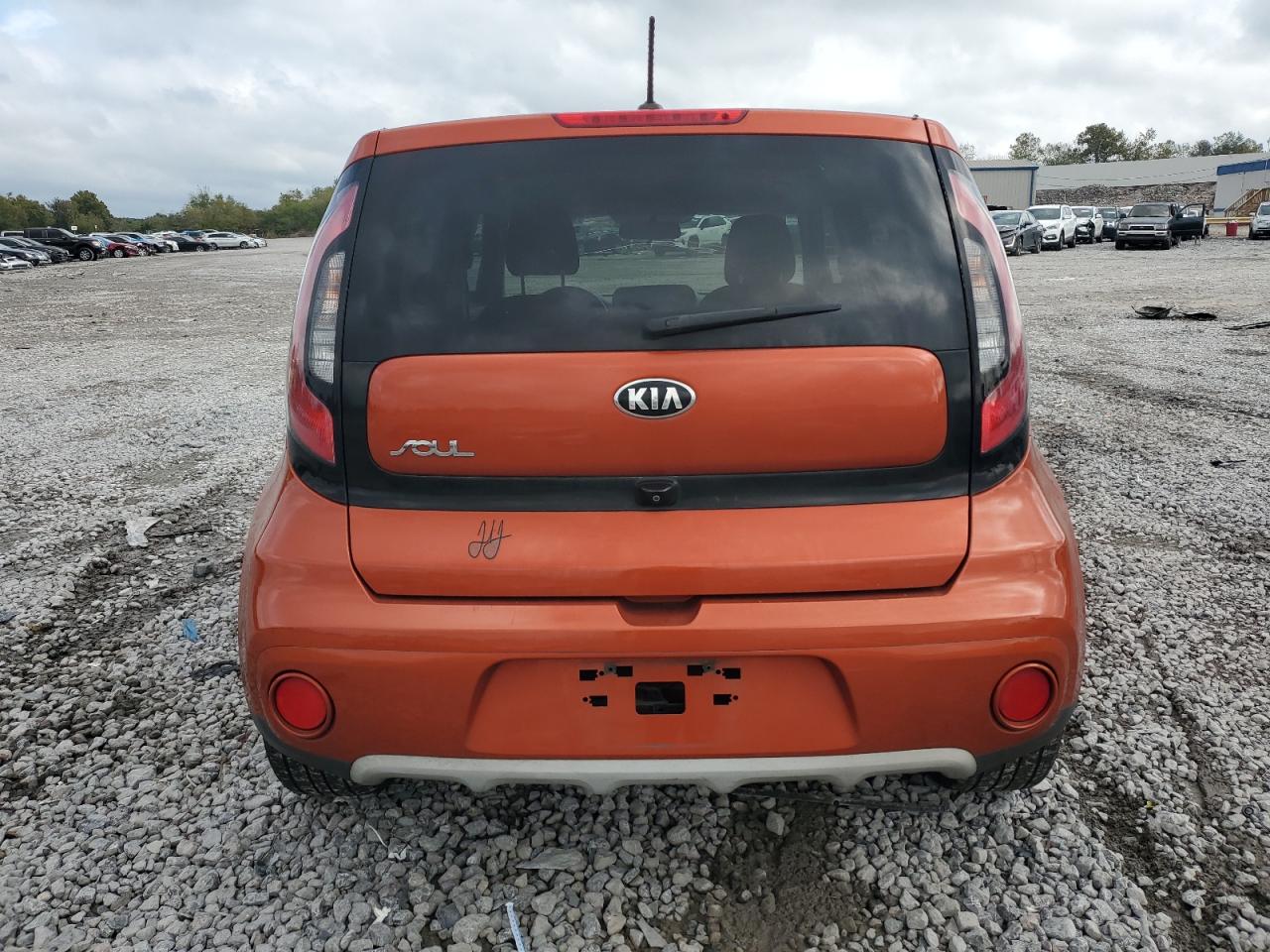 2019 Kia Soul + VIN: KNDJP3A52K7649143 Lot: 85536795