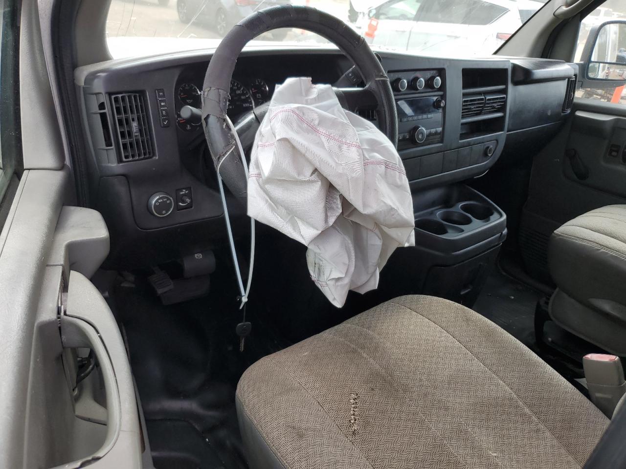 2011 Chevrolet Express G2500 VIN: 1GCWGGBA1B1130824 Lot: 84920635