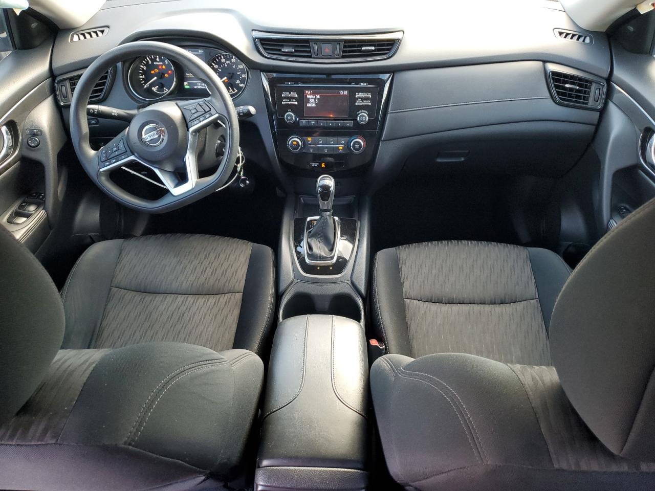 2017 Nissan Rogue S VIN: 5N1AT2MT9HC832390 Lot: 85550005