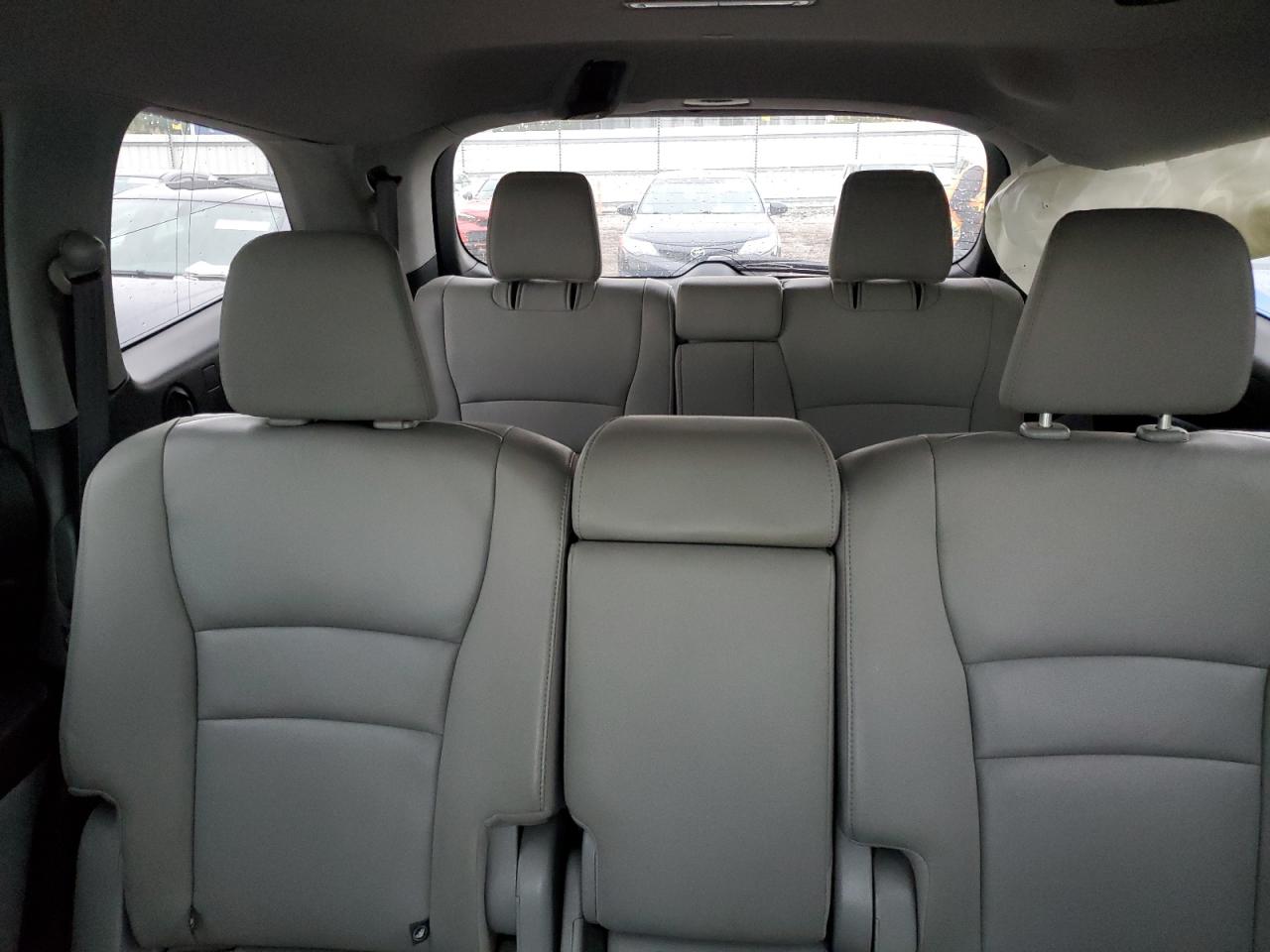 2016 Honda Pilot Touring VIN: 5FNYF6H94GB003986 Lot: 82475835