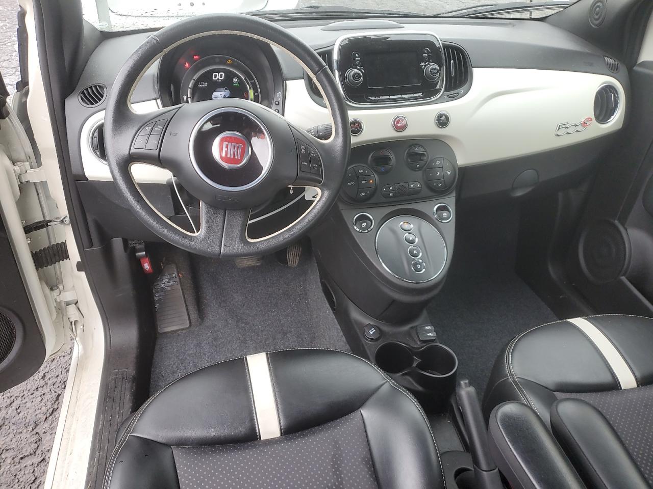 2016 Fiat 500 Electric VIN: 3C3CFFGE0GT211006 Lot: 84782275